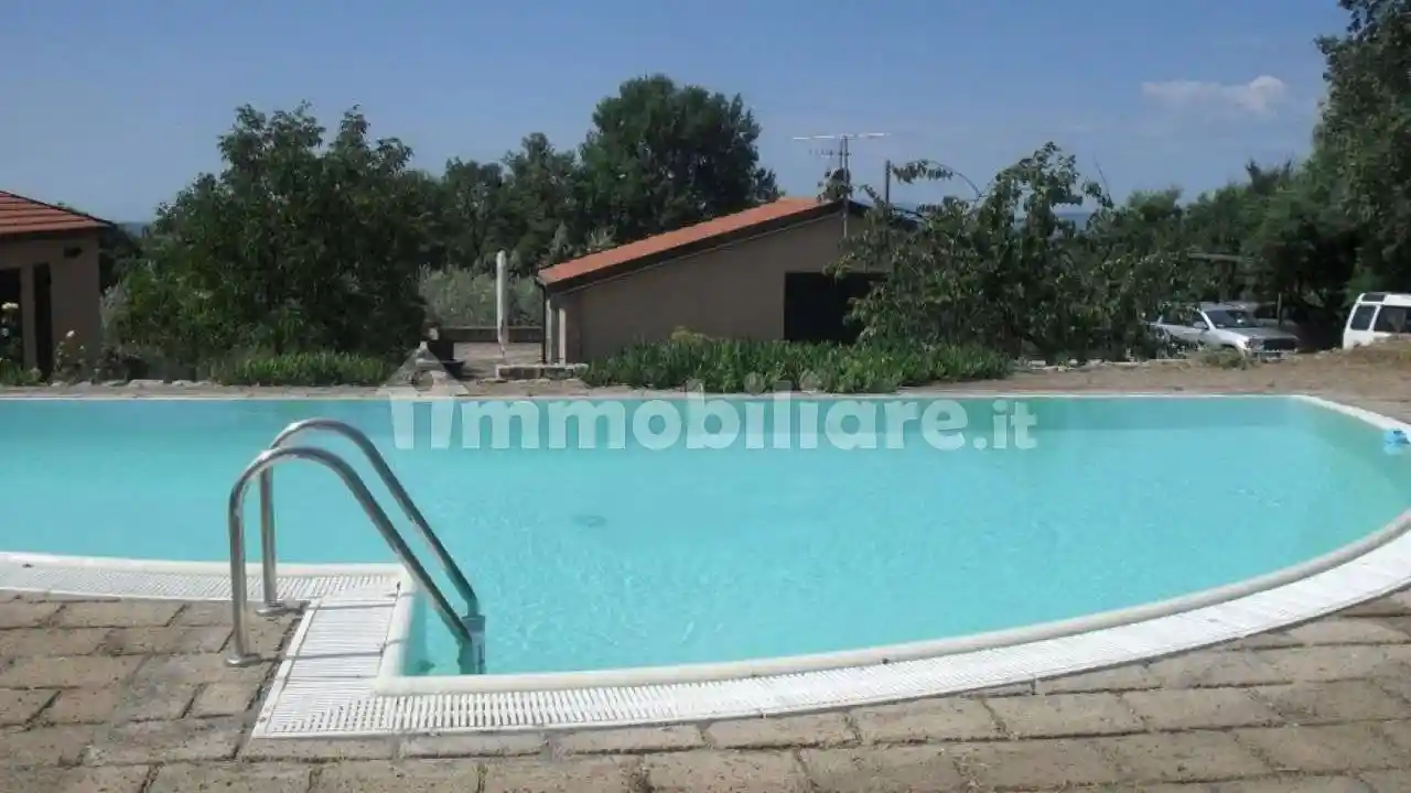 Rustico - Casale in vendita a Roccastrada