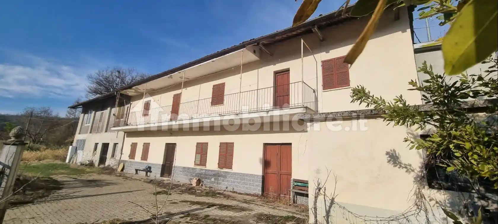 Rustico - Casale in vendita a Paroldo