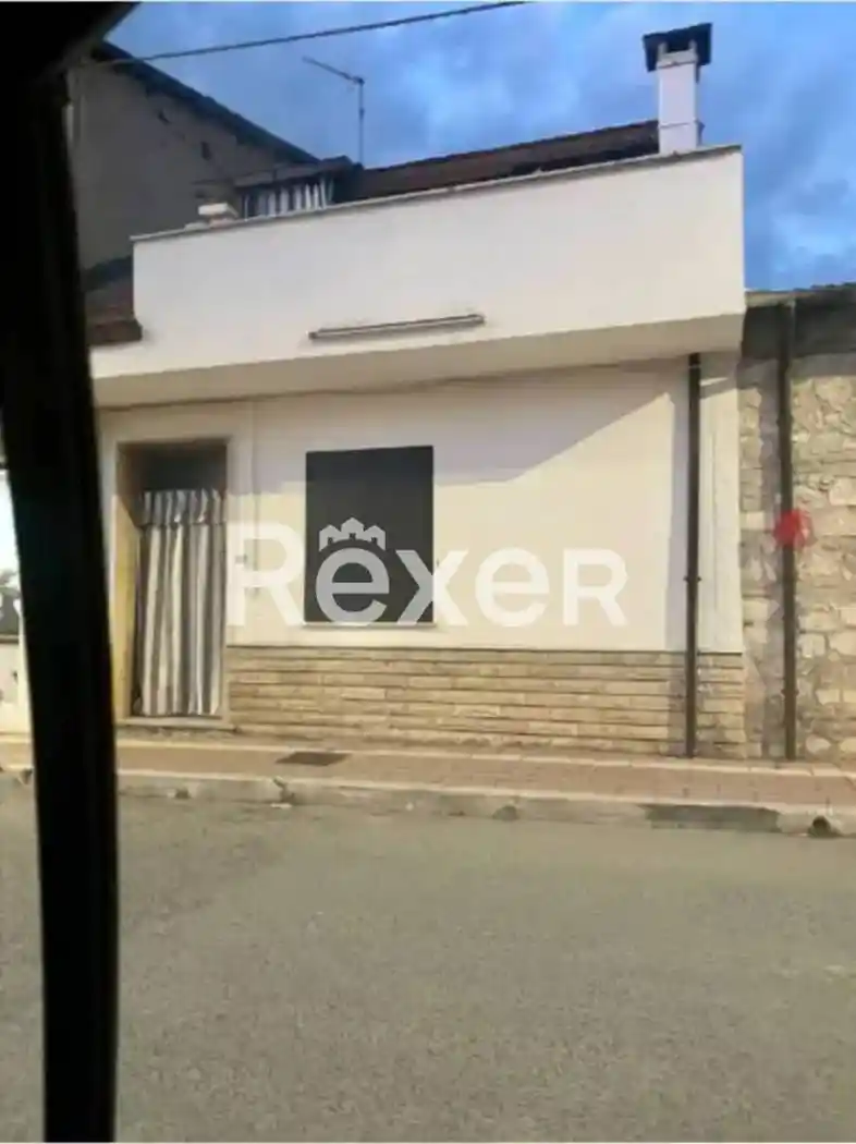 Casa indipendente in vendita a San Benedetto dei Marsi