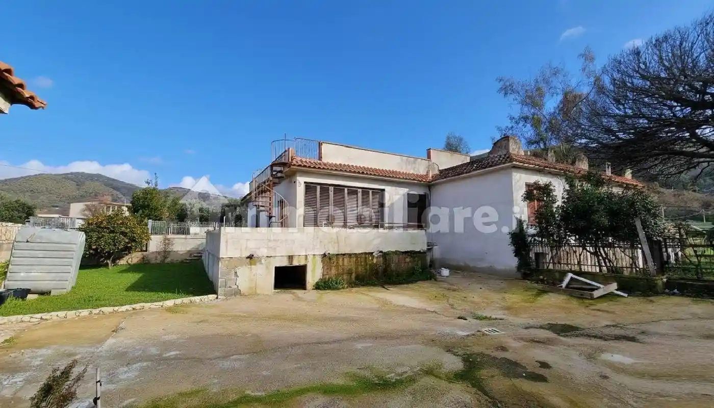 Villa in vendita a Sessa Aurunca
