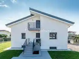 Casa indipendente in vendita a Cordenons