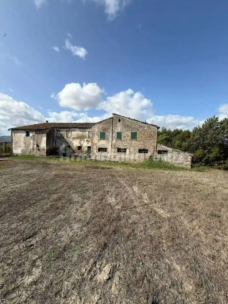 Villa in vendita a Lajatico