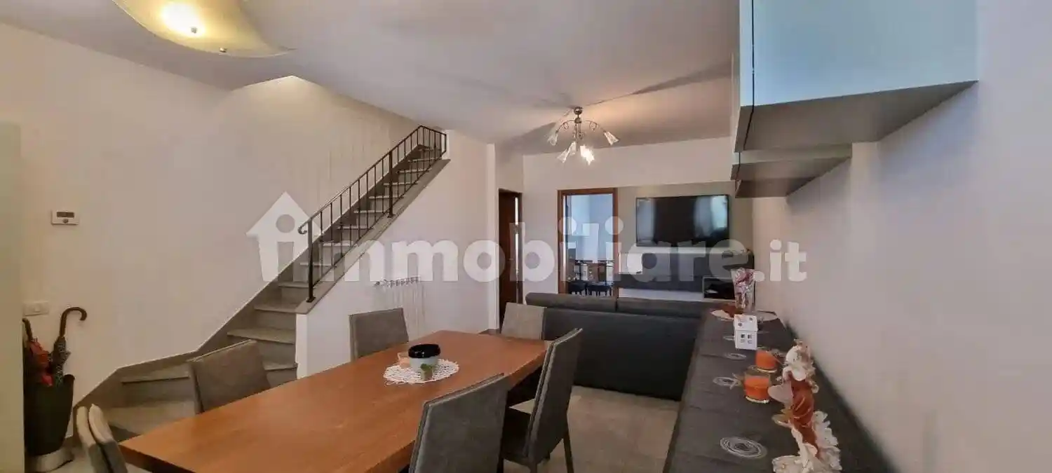 Villa in vendita a Castelfiorentino