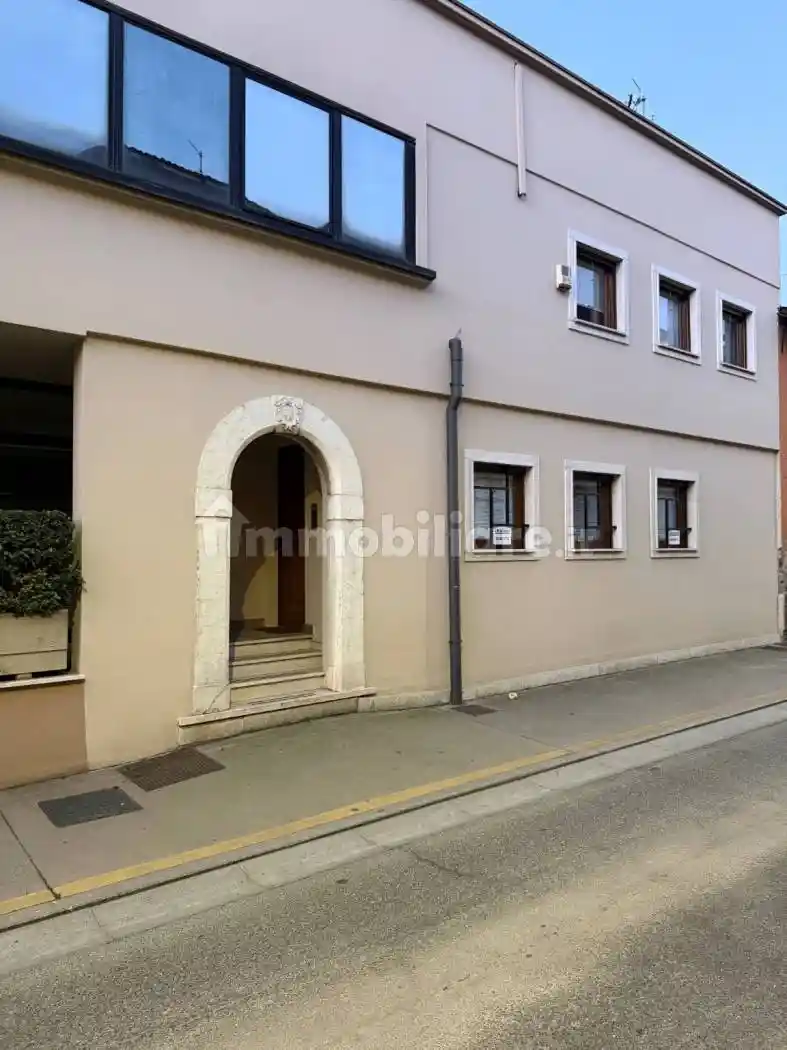 Appartamento in vendita a Leno