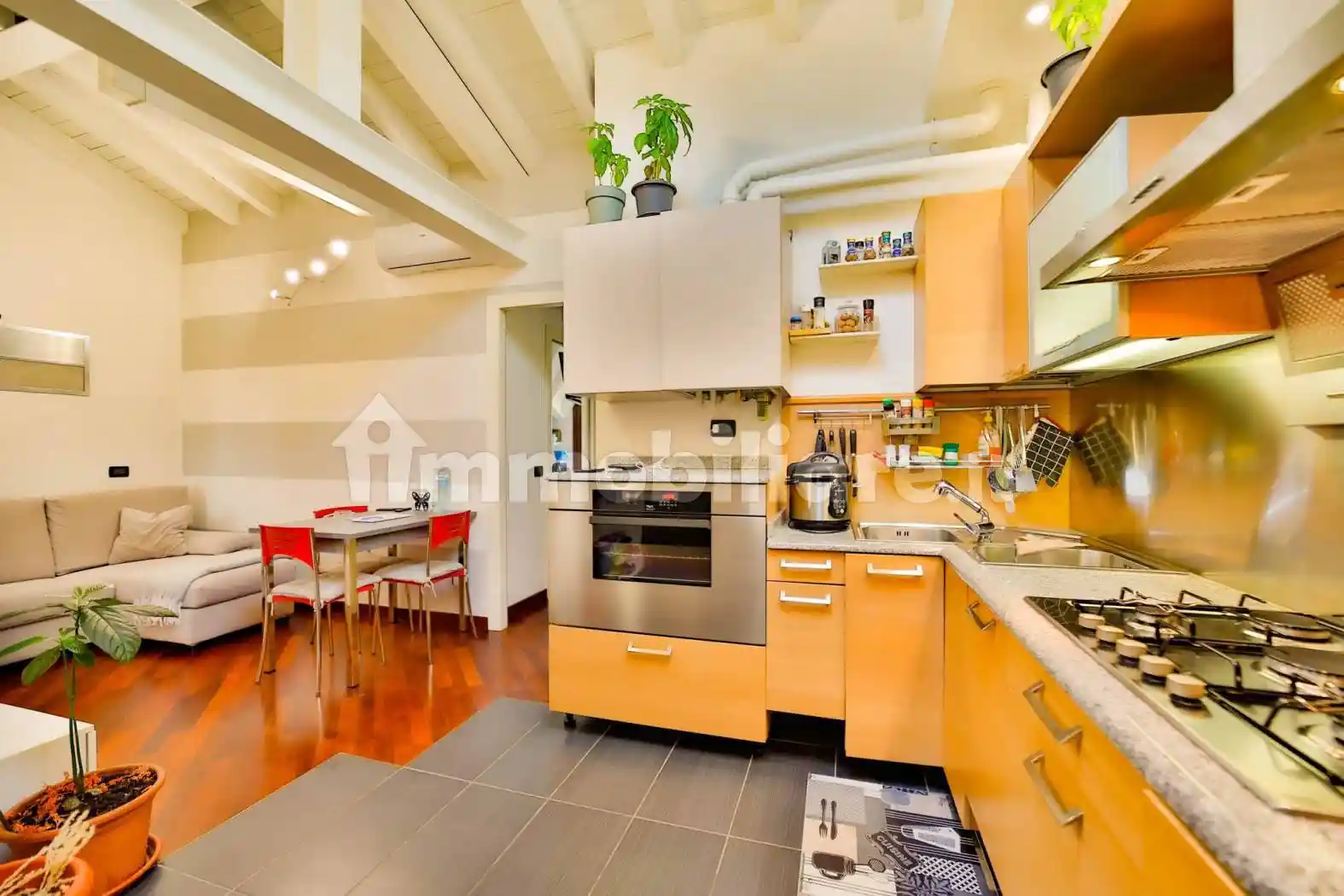 Appartamento in vendita a Bernareggio