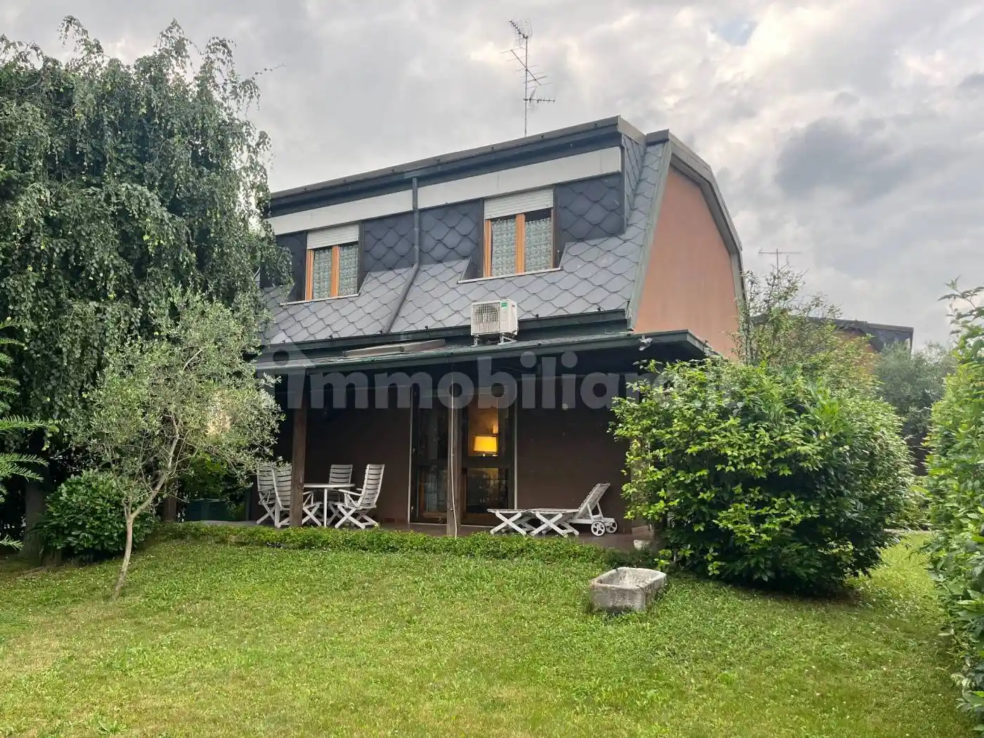 Villa in vendita a Bollate