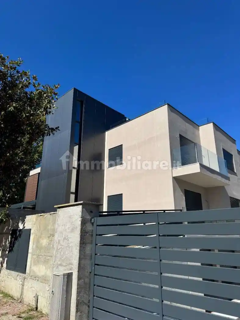 Appartamento in affitto a Opera