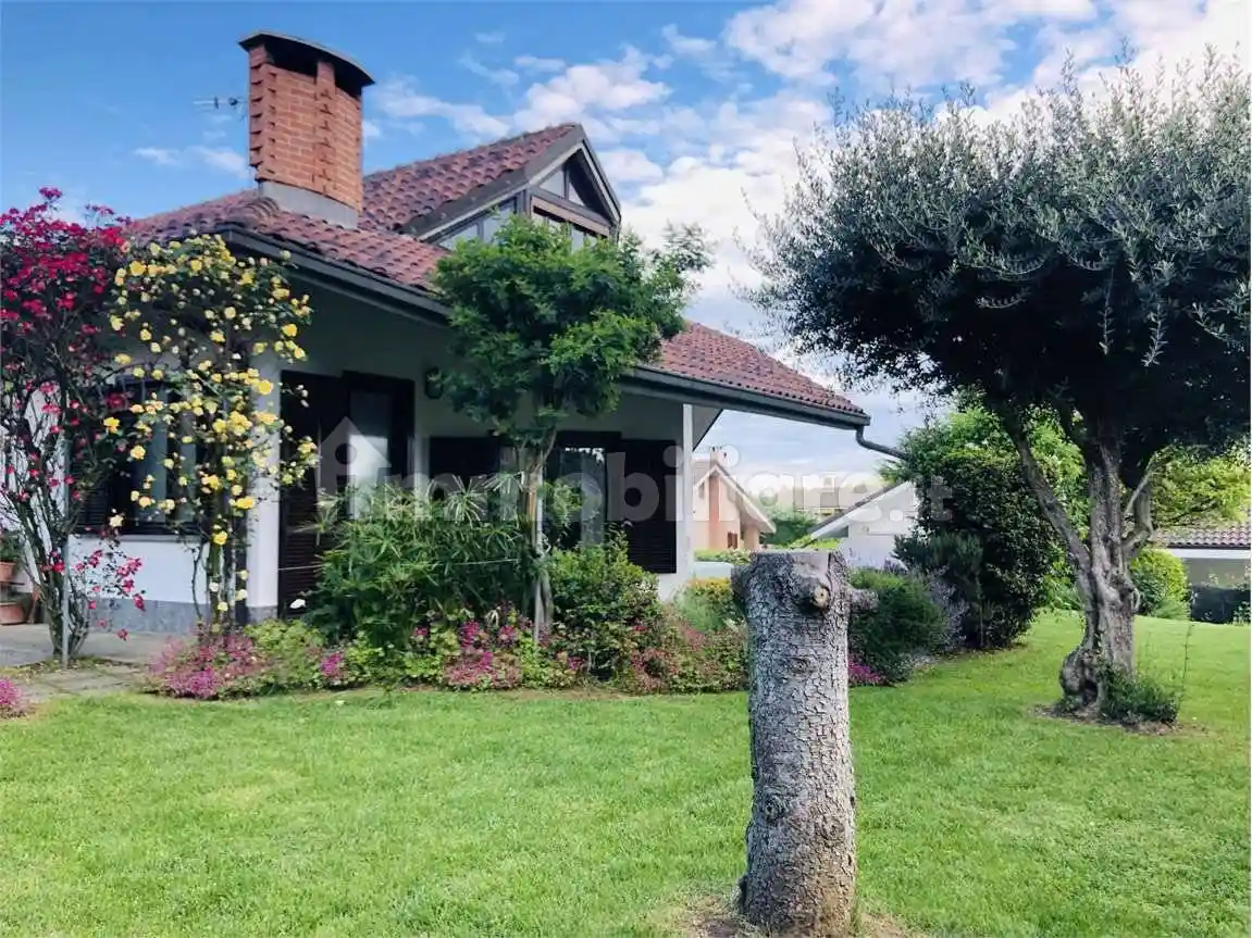 Villa in vendita a Chieri