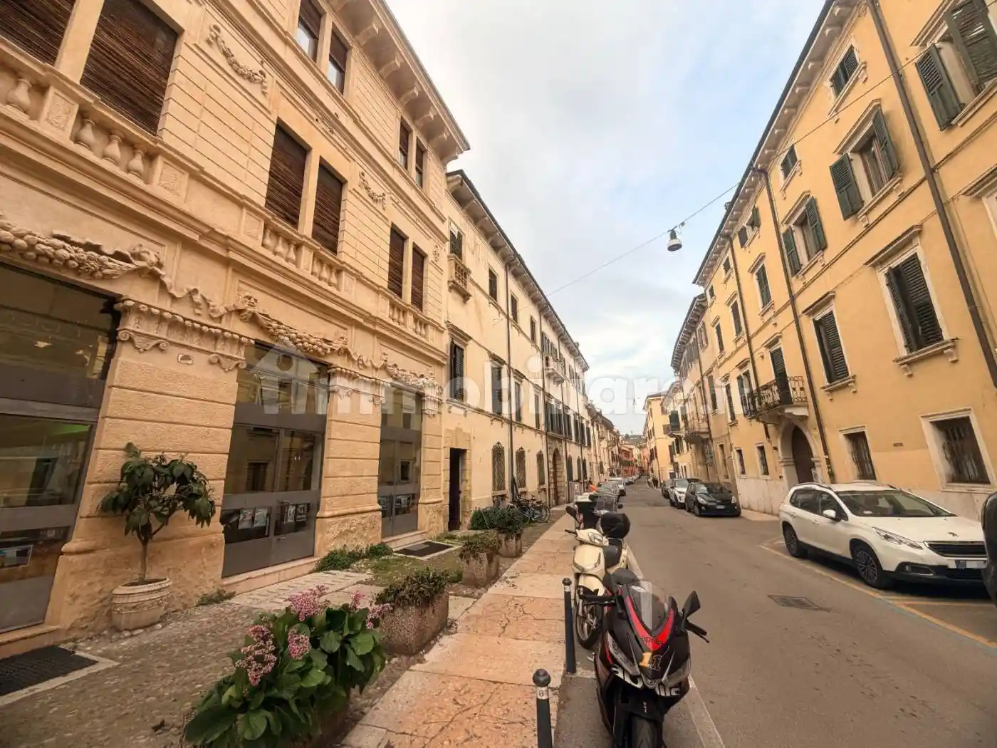 Appartamento in vendita a Verona