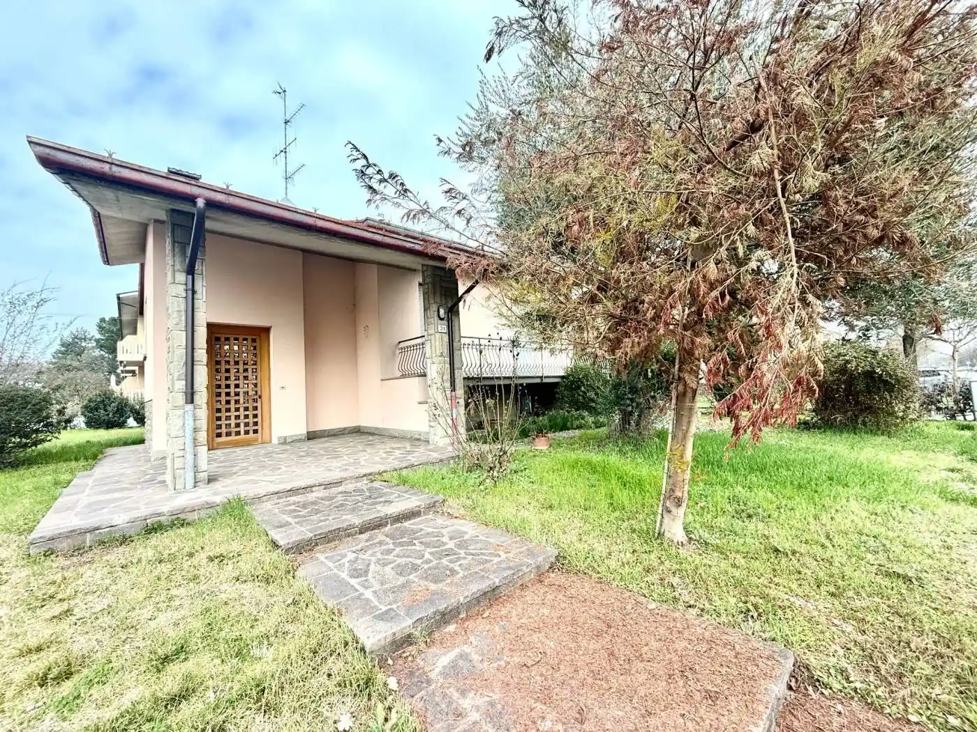 Villa in vendita a Faenza