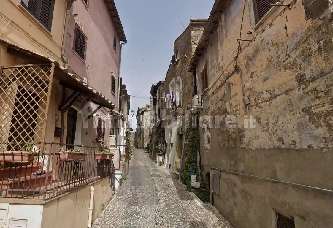 Appartamento in vendita a Rignano Flaminio