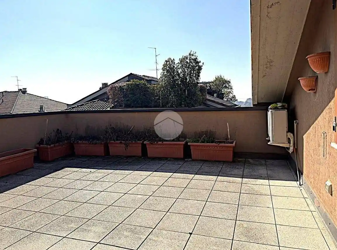 Appartamento in affitto a Seregno