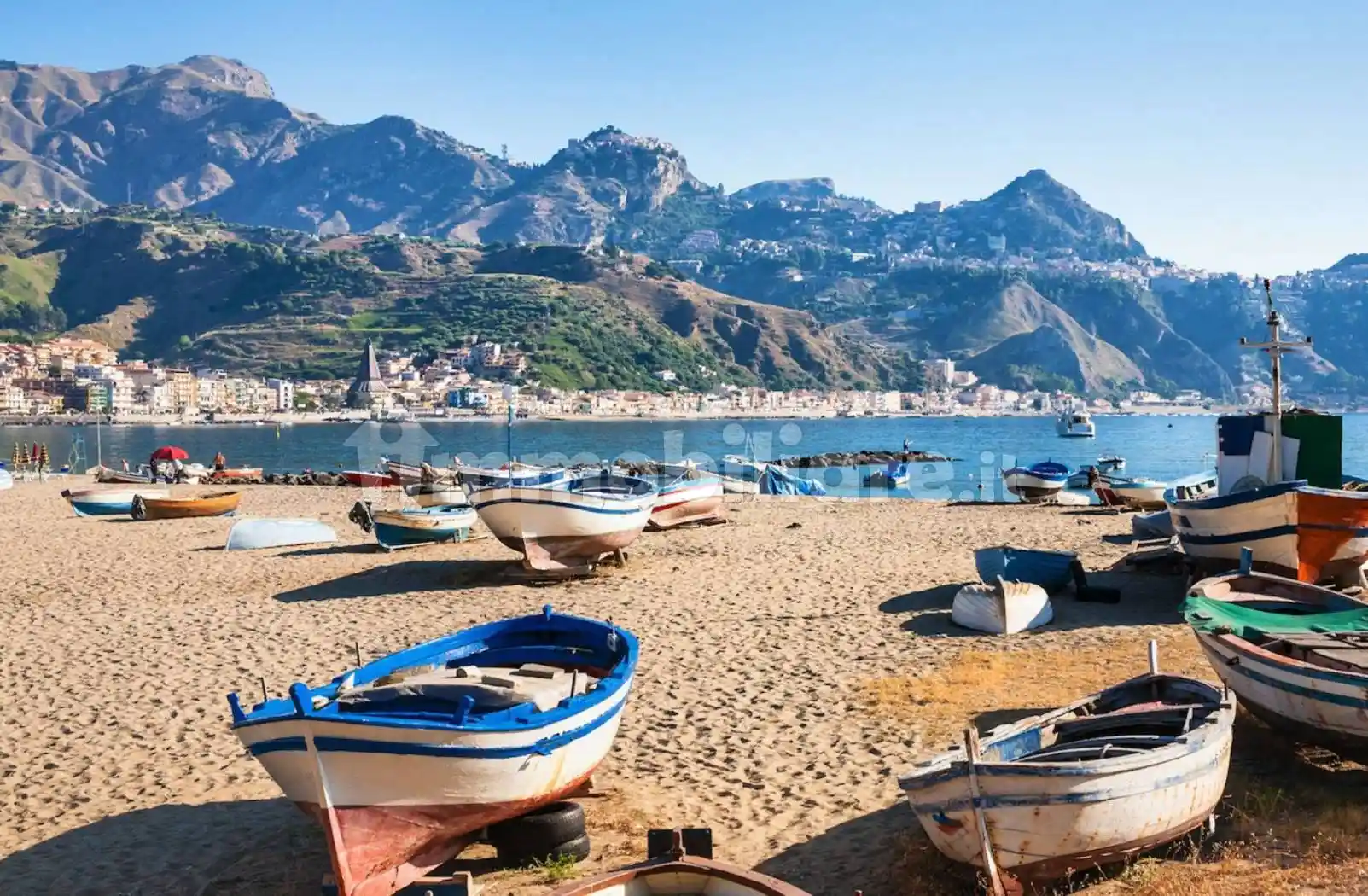 Appartamento in vendita a Giardini-Naxos