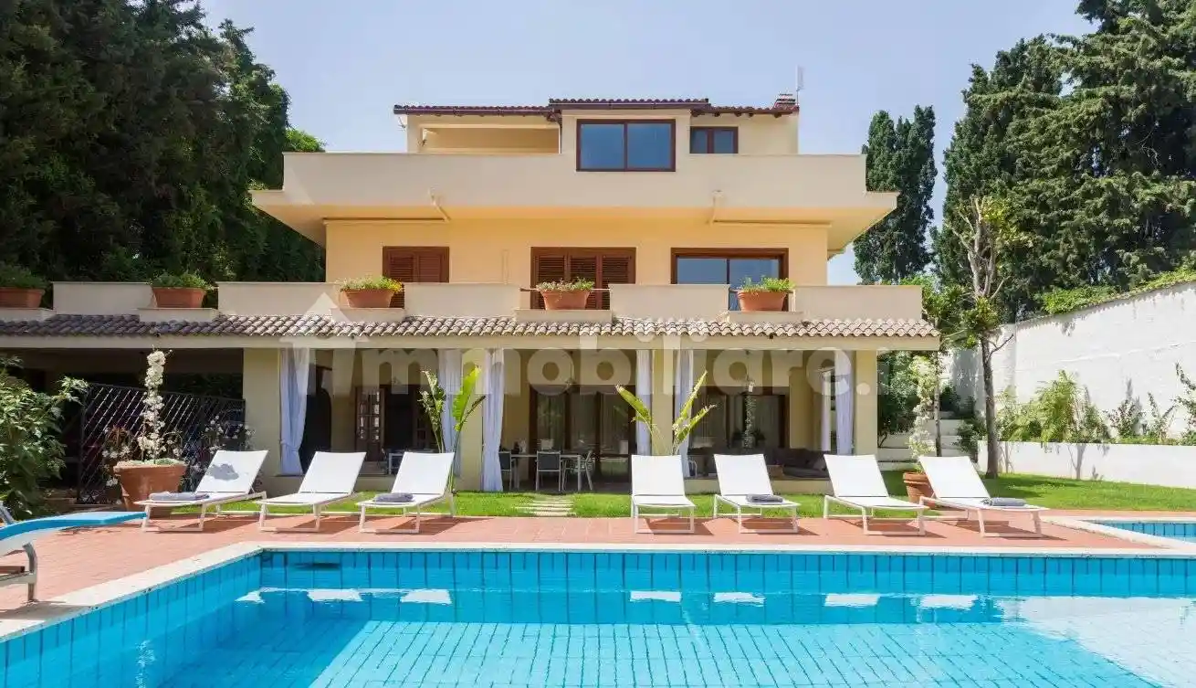 Villa in vendita a Palermo