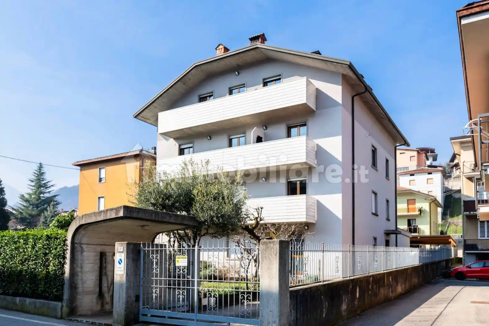 Appartamento in vendita a Vertova