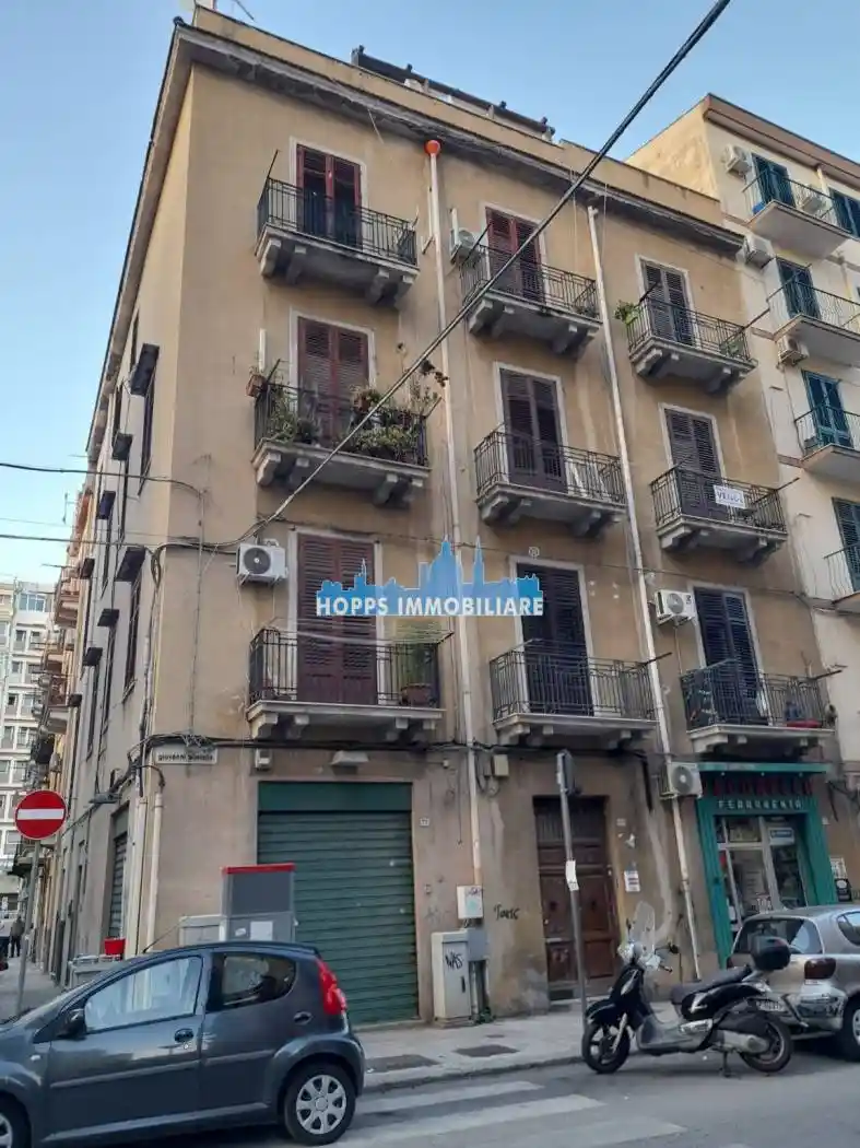 Appartamento in vendita a Palermo