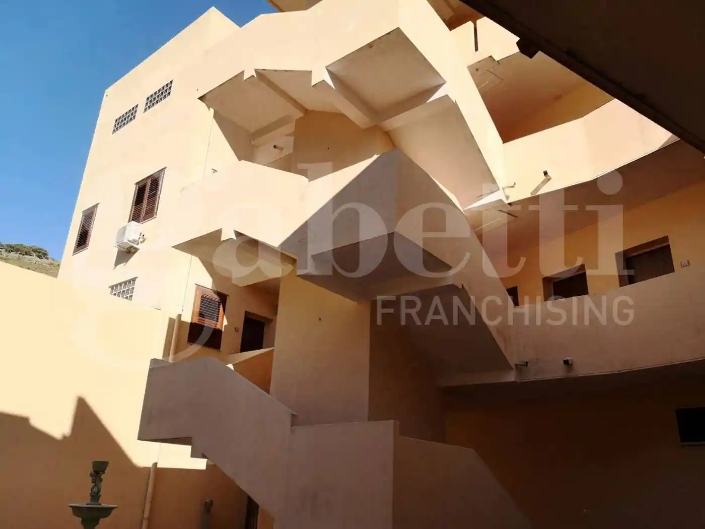 Appartamento in vendita a Messina