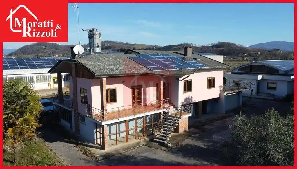 Casa indipendente in affitto a Corno di Rosazzo