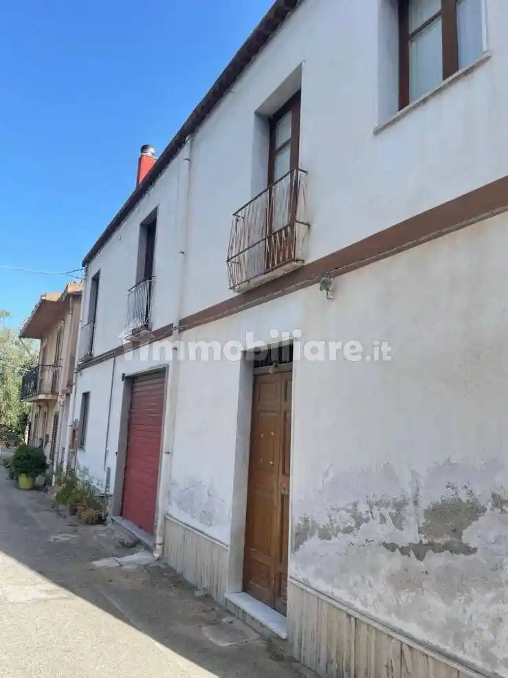 Appartamento in vendita a Sant'Angelo di Brolo