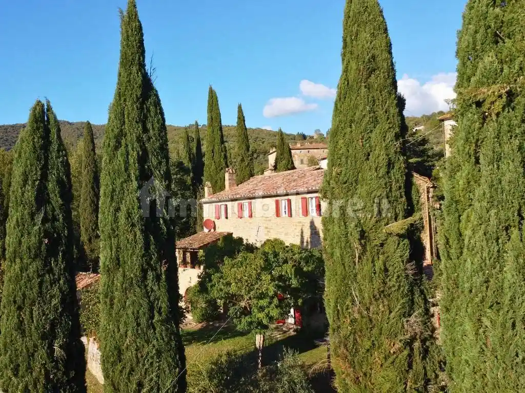 Rustico - Casale in vendita a Cortona