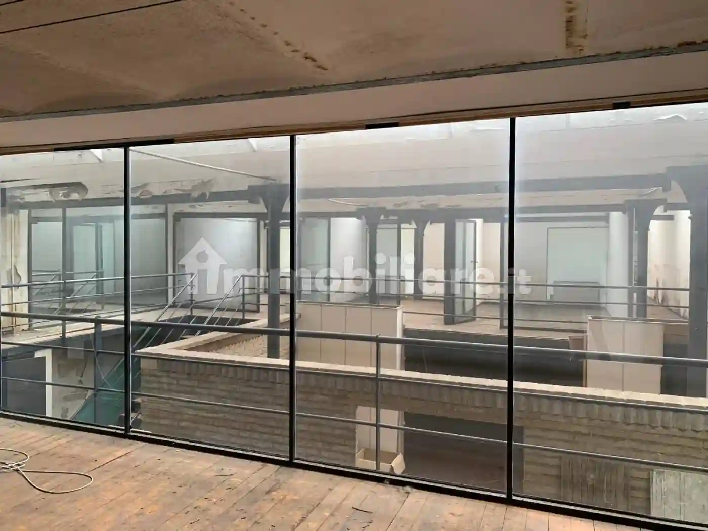 Palazzo - Edificio - foto 2