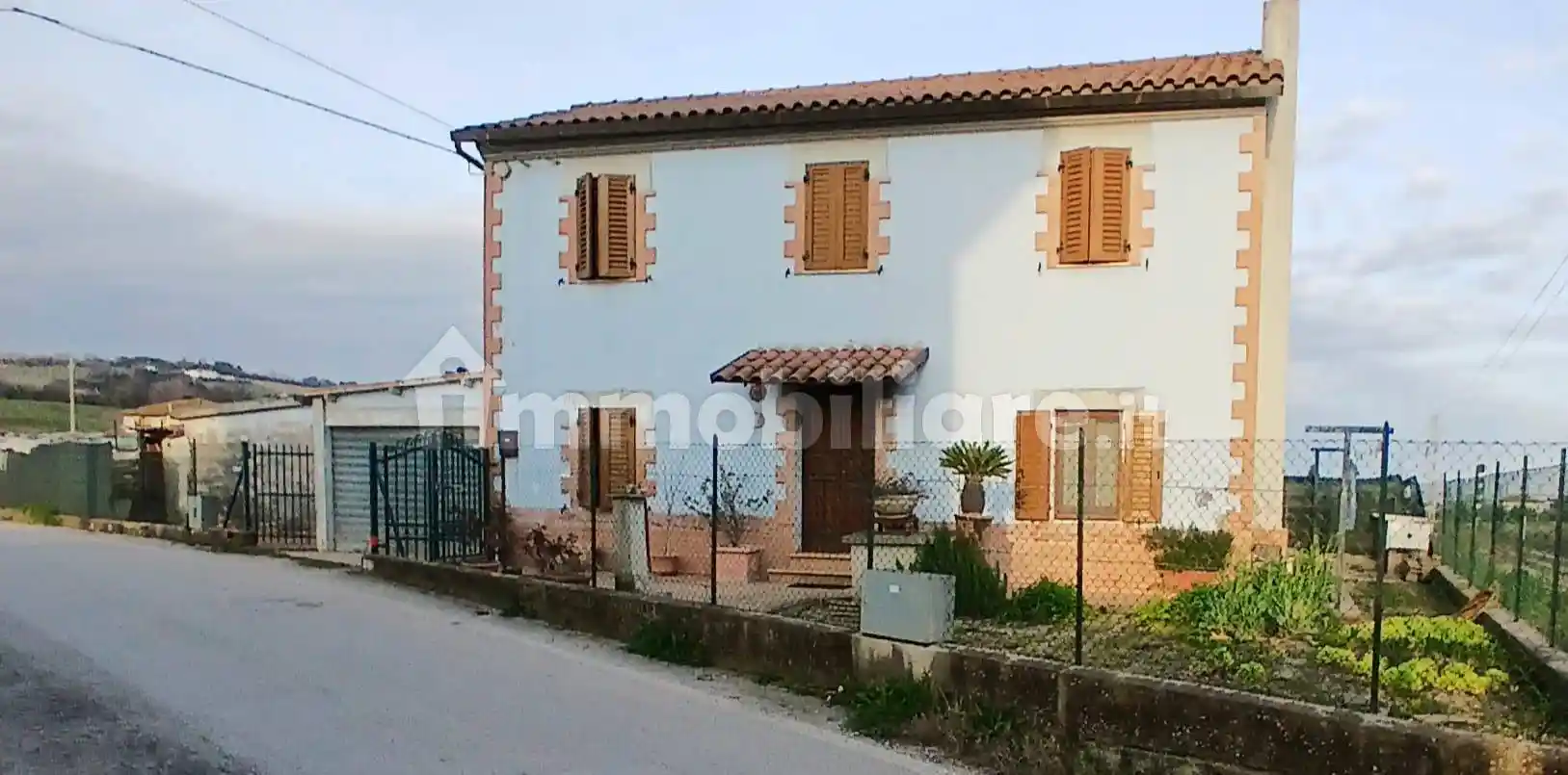 Casa indipendente in vendita a Civitanova Marche