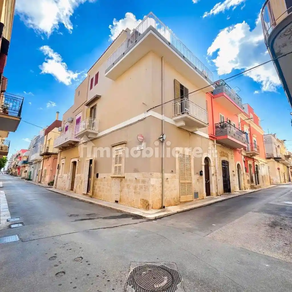 Casa indipendente in vendita a Palo del Colle