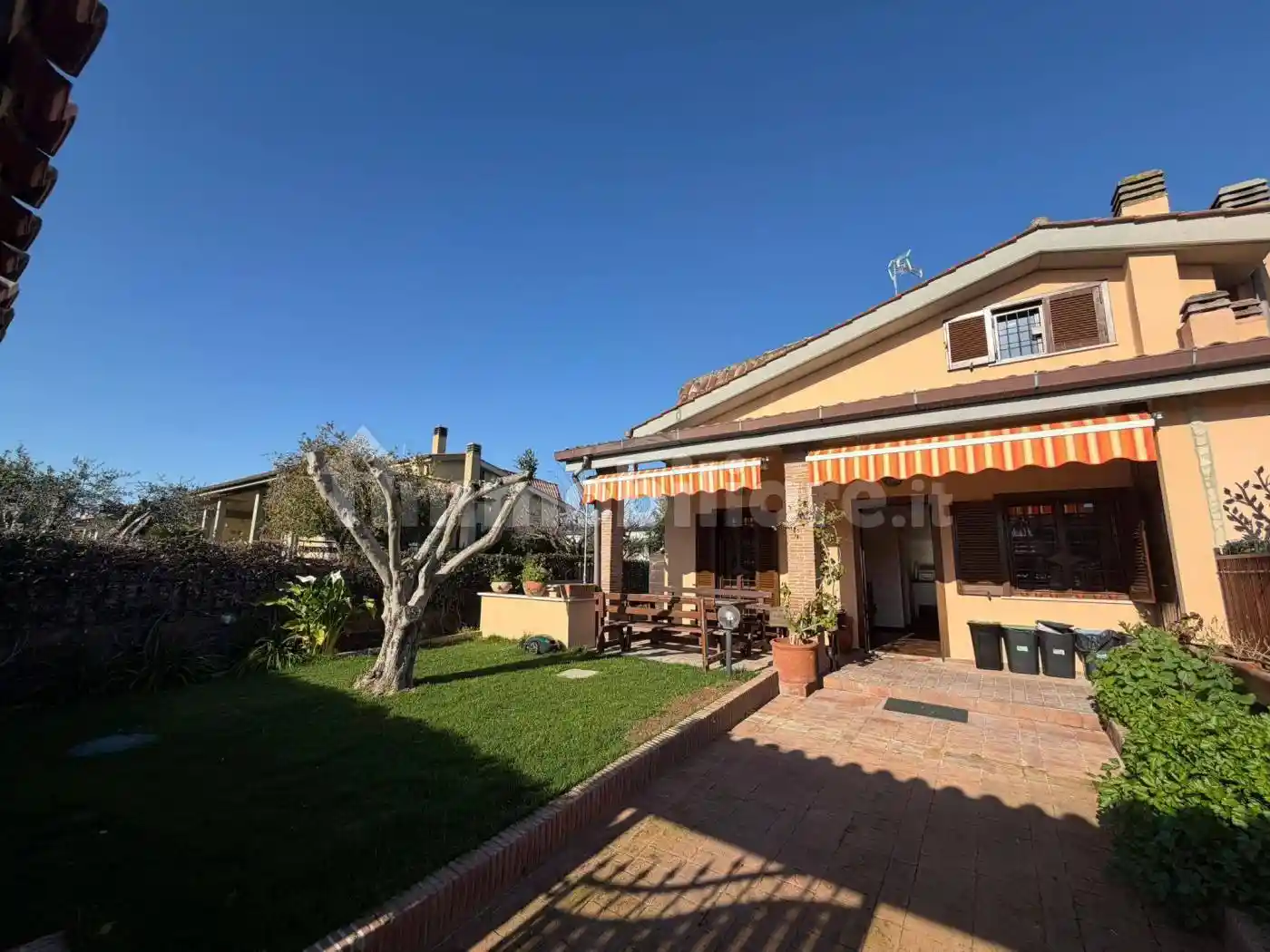 Villa in vendita a Ladispoli