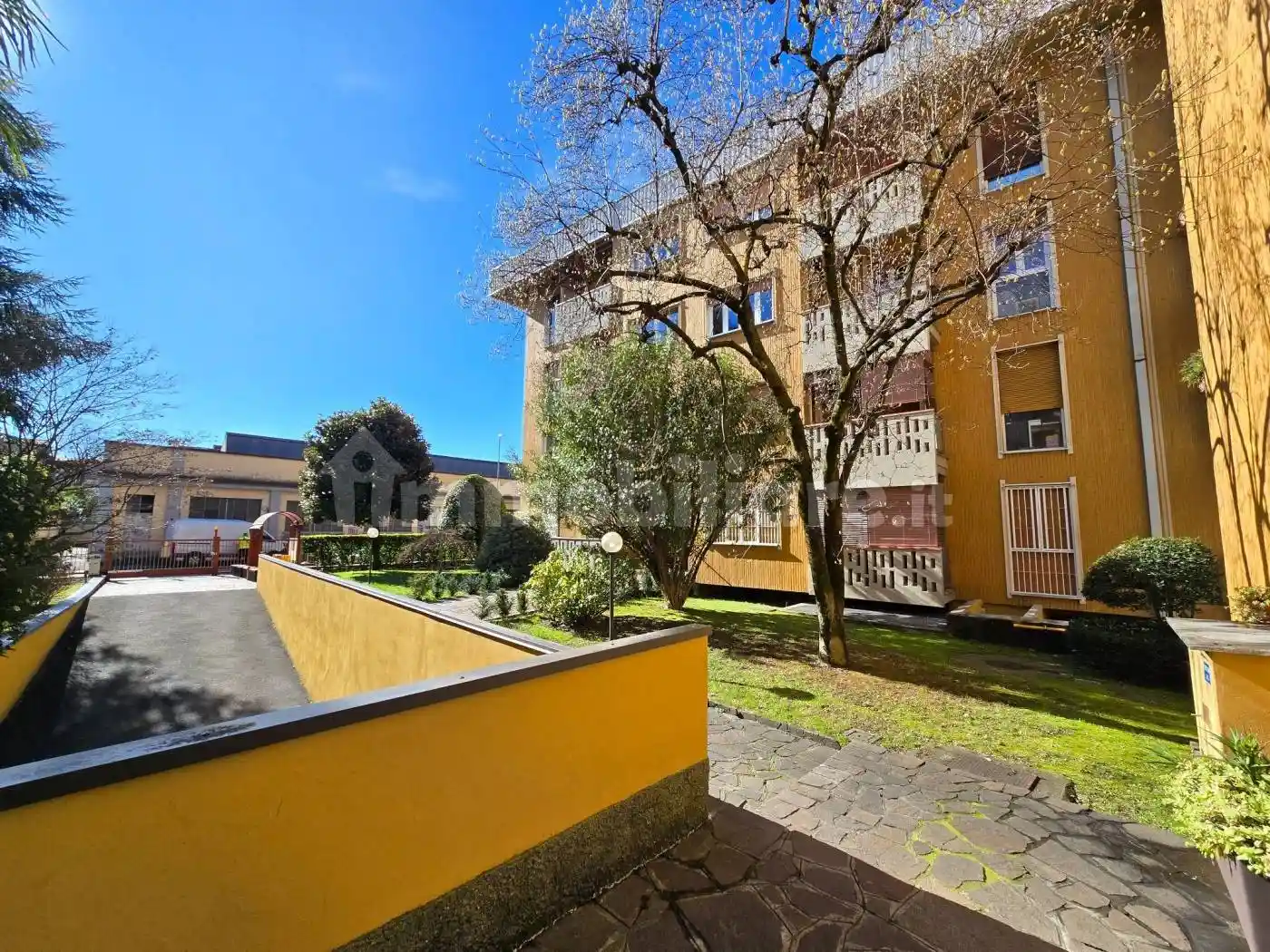 Appartamento in affitto a Monza