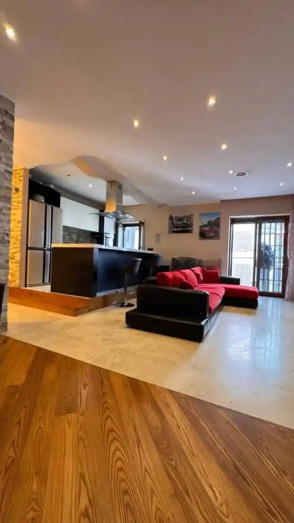 Appartamento in affitto a Napoli