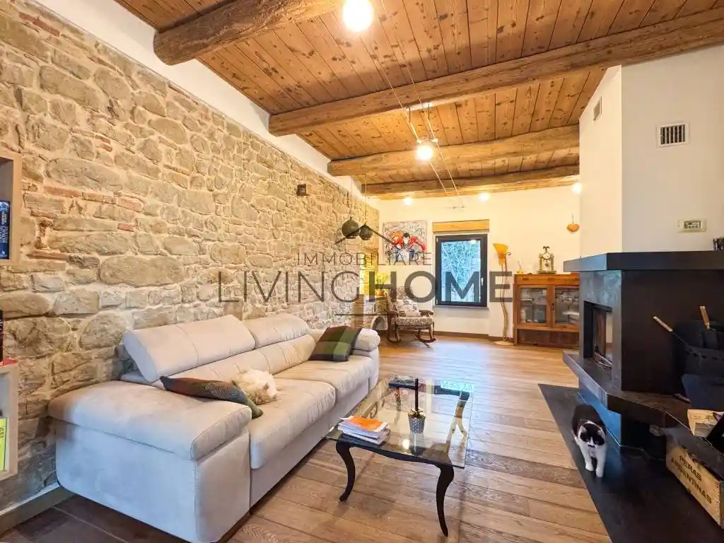 Casa indipendente in vendita a Mercatino Conca