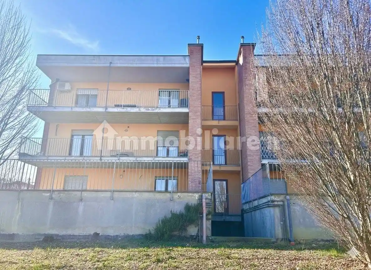 Appartamento in vendita a Castagnito