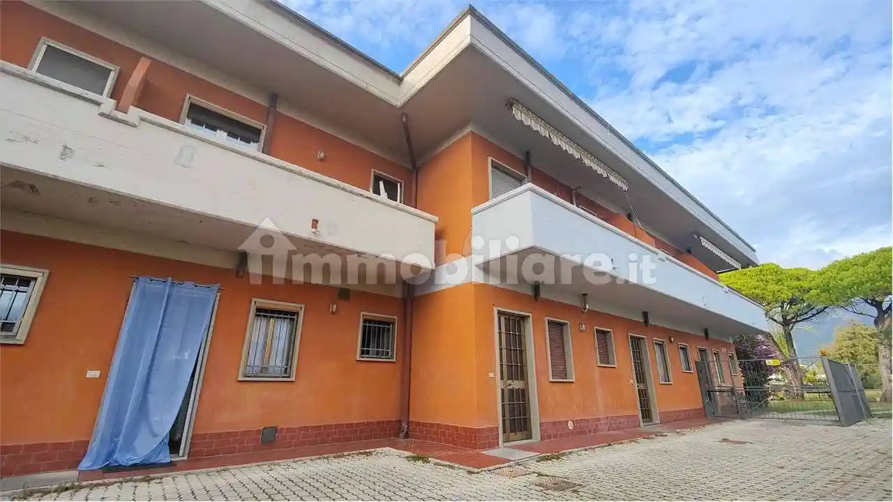 Appartamento in vendita a Massa