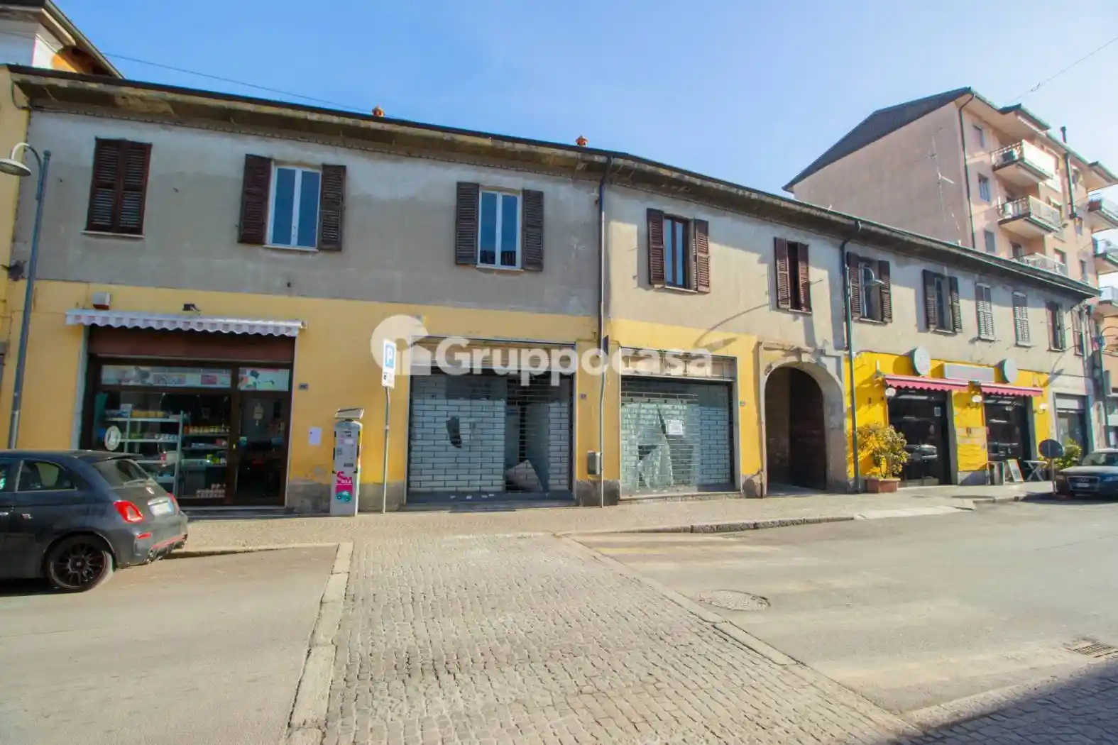 Palazzo - Edificio in vendita a Magenta