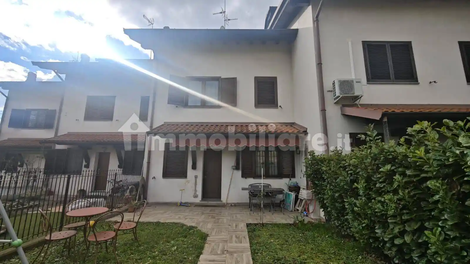 Villetta a schiera in affitto a Vertemate con Minoprio