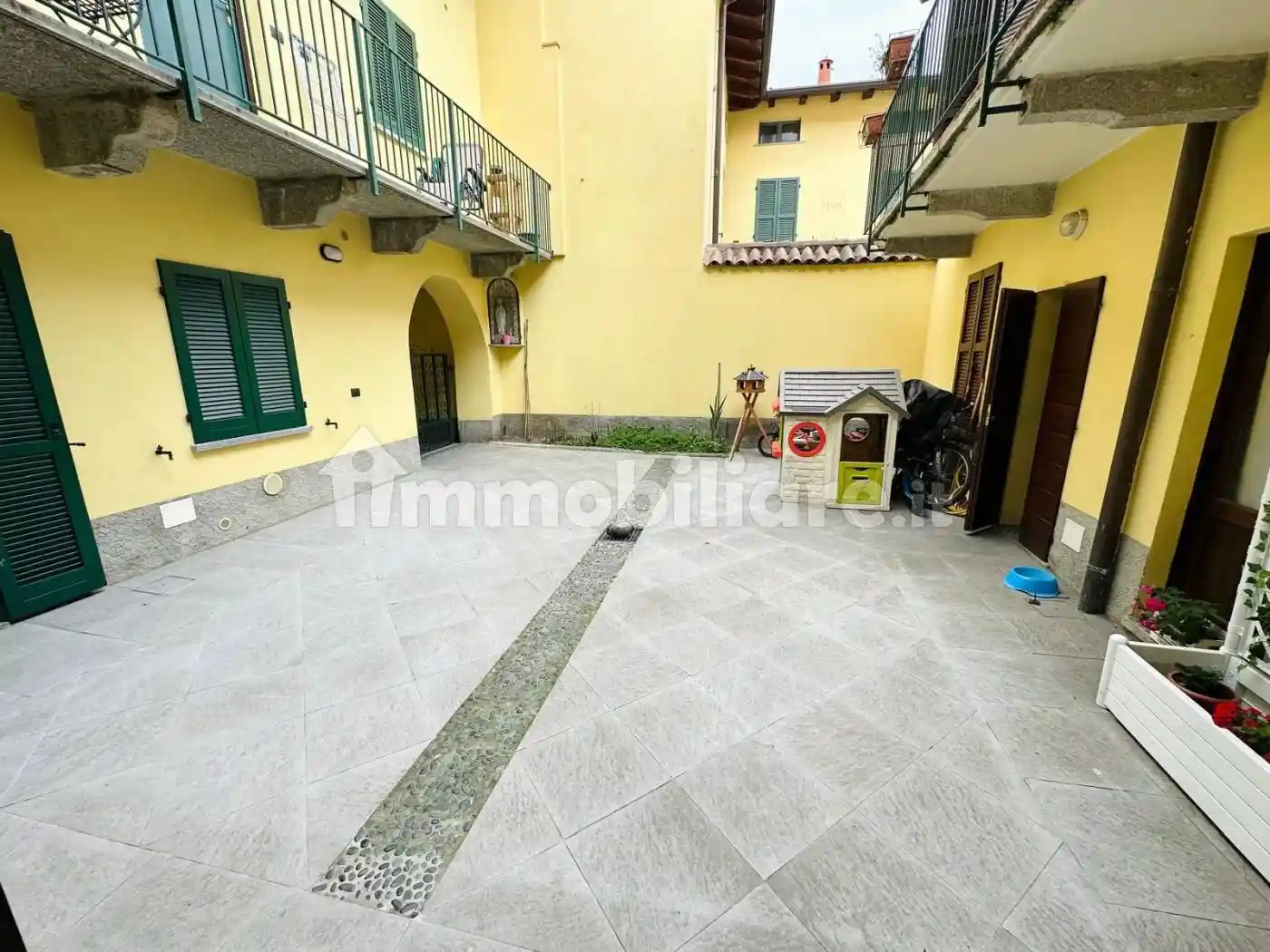 Appartamento in affitto a Olginate