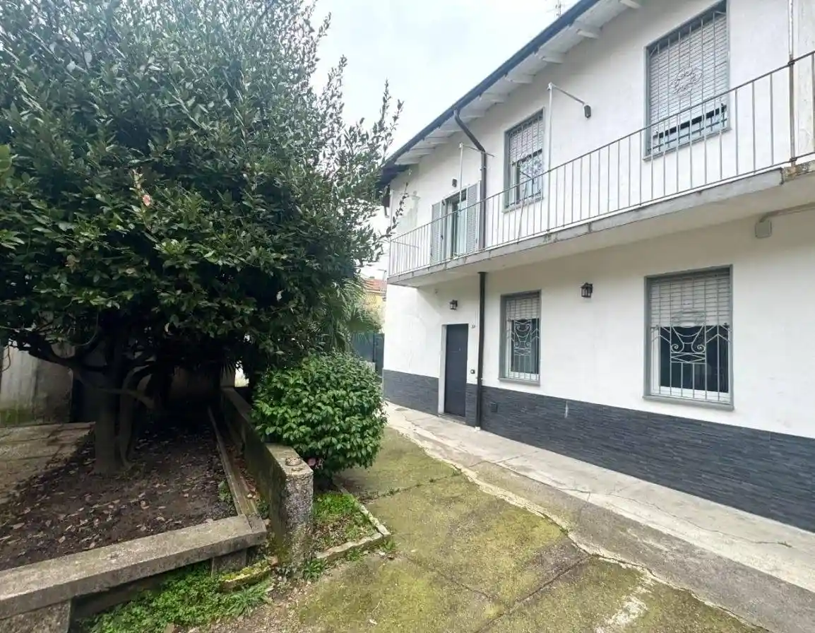 Appartamento in vendita a Rescaldina