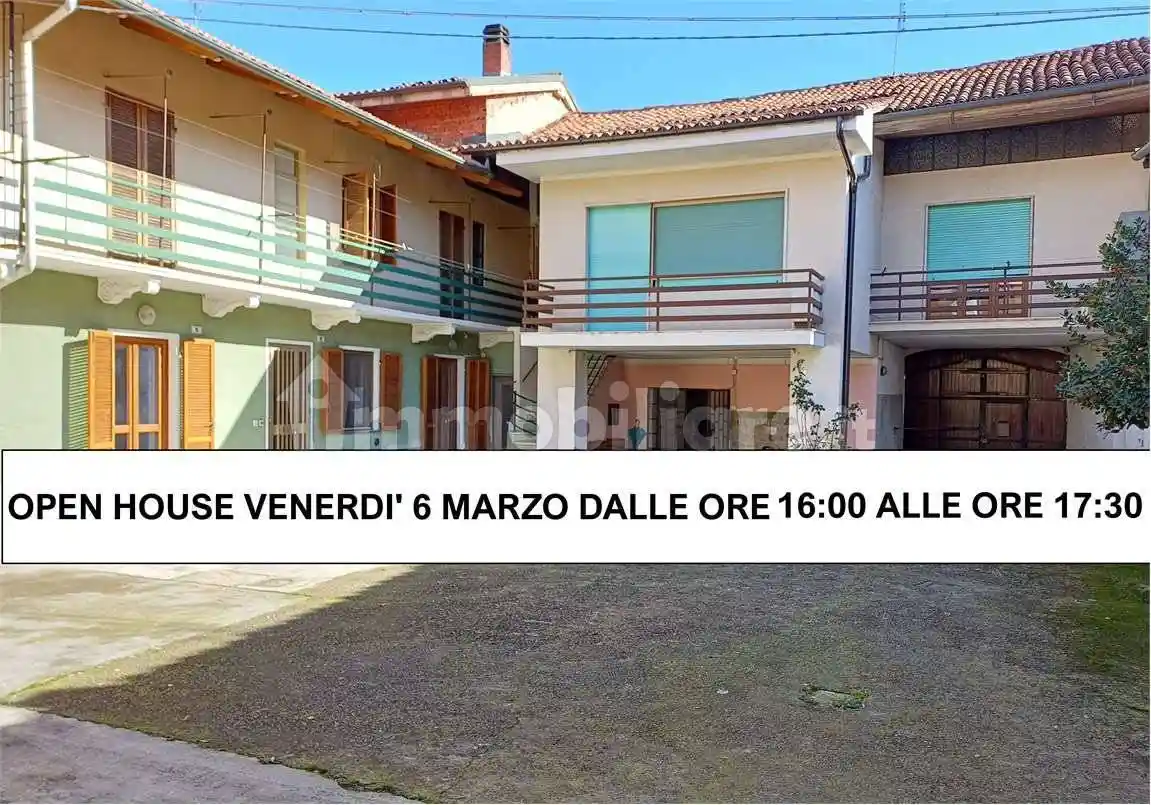 Palazzo - Edificio in vendita a Lombardore
