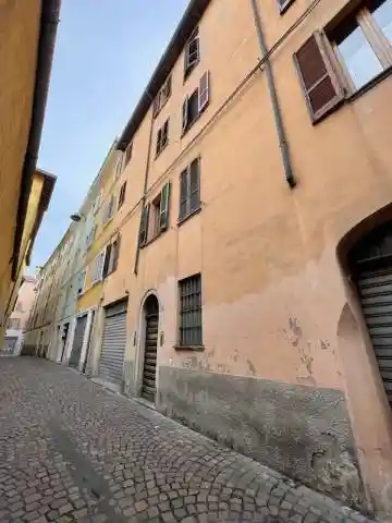 Appartamento in vendita a Parma