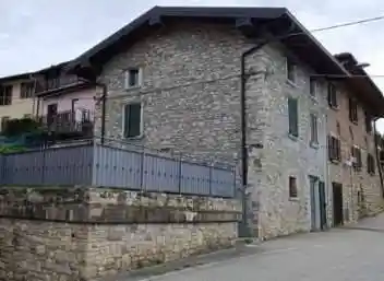 Appartamento in vendita a Almenno San Bartolomeo