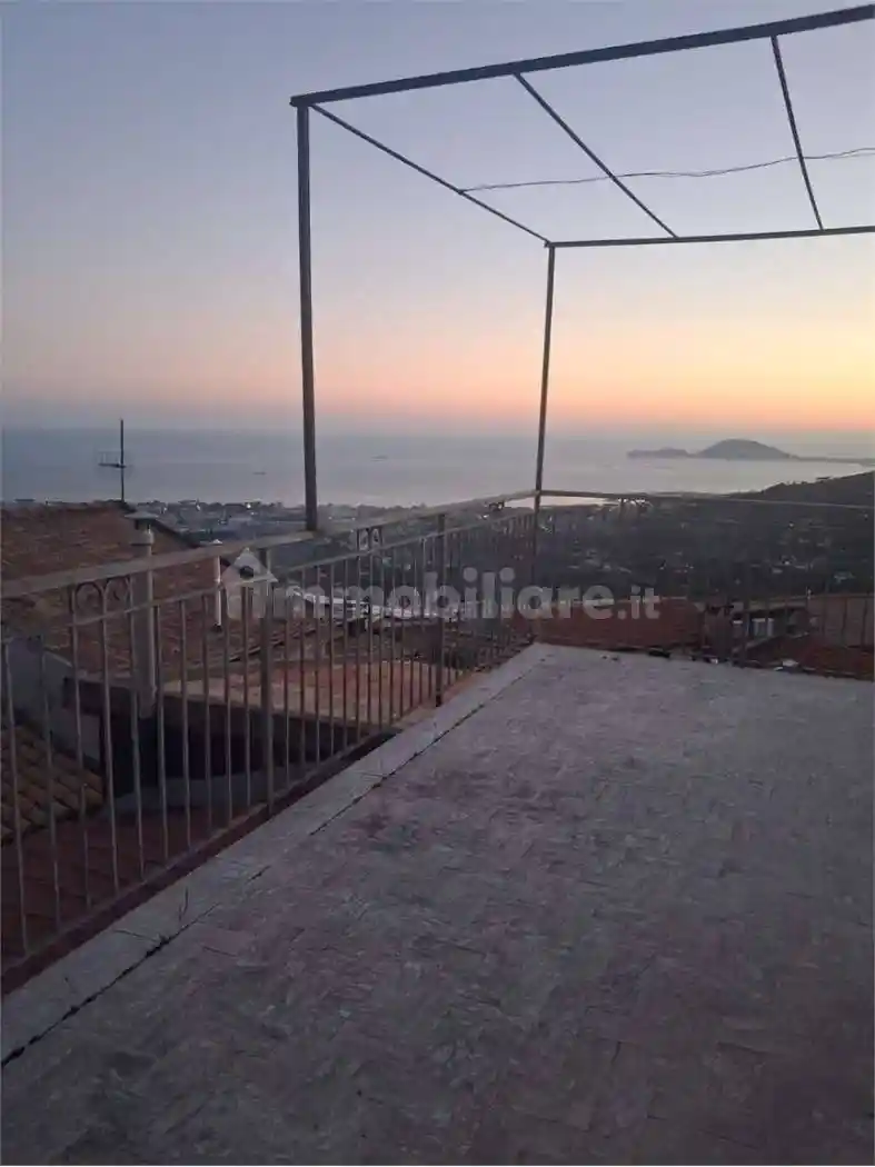 Appartamento in affitto a Formia