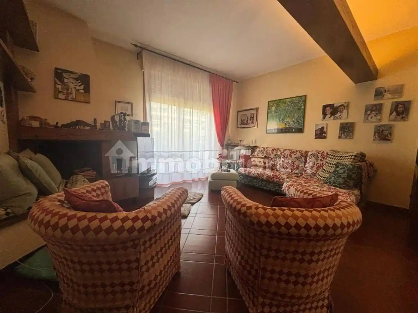 Appartamento in vendita a Capraia e Limite