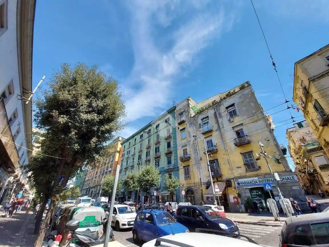Appartamento in affitto a Napoli