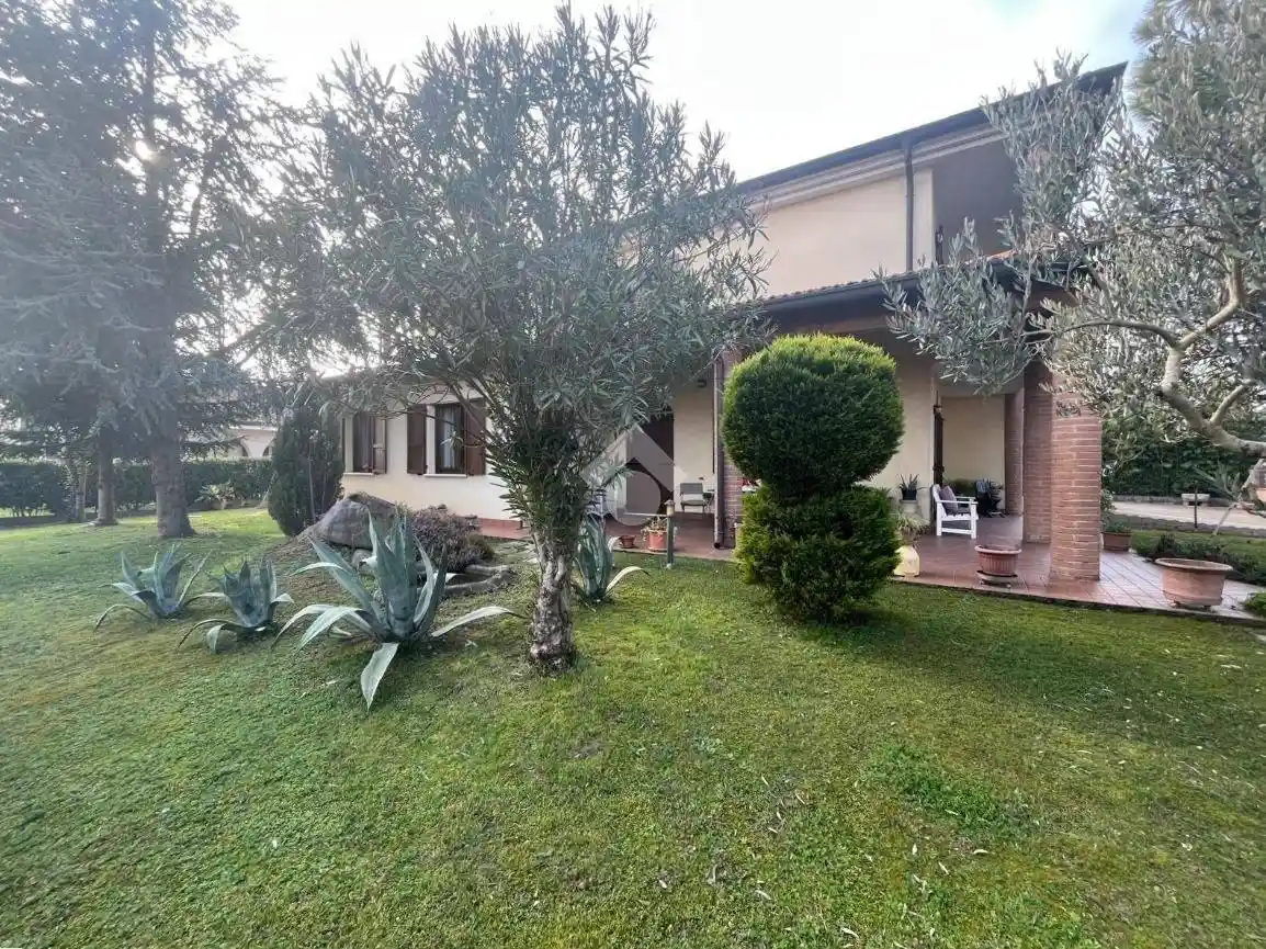 Villa in vendita a Castelbelforte