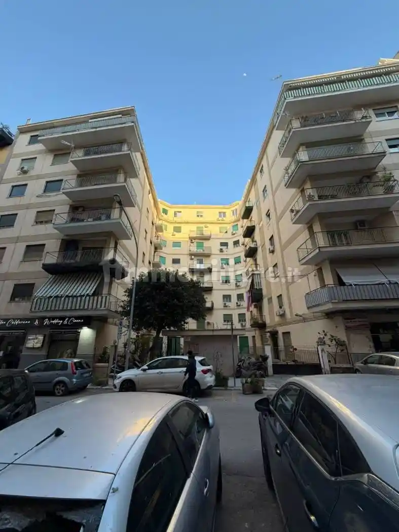 Appartamento in vendita a Palermo
