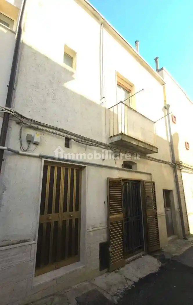 Casa indipendente in vendita a Santeramo in Colle