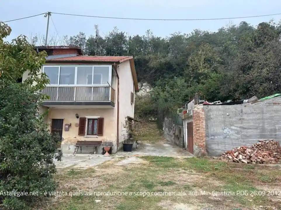 Casa indipendente in vendita a Passerano Marmorito