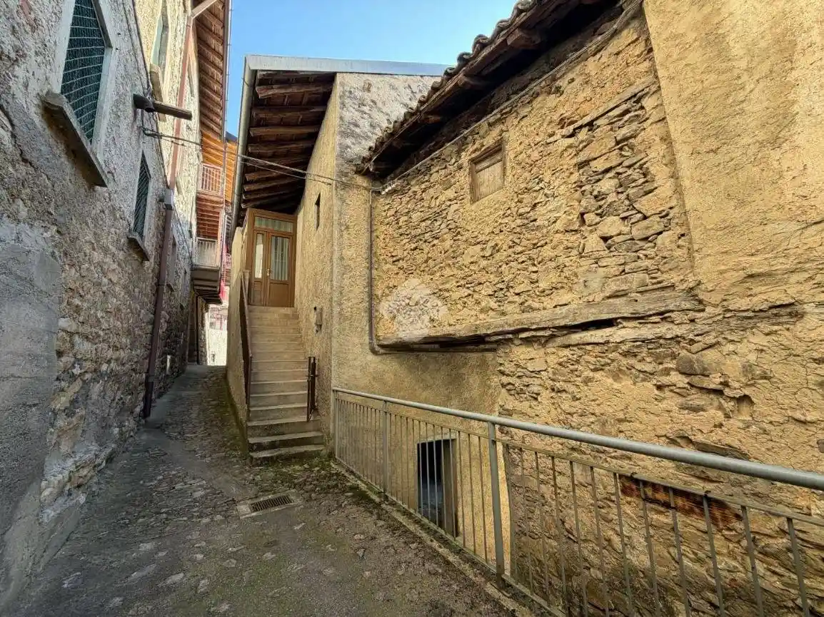 Casa indipendente in vendita a Erve