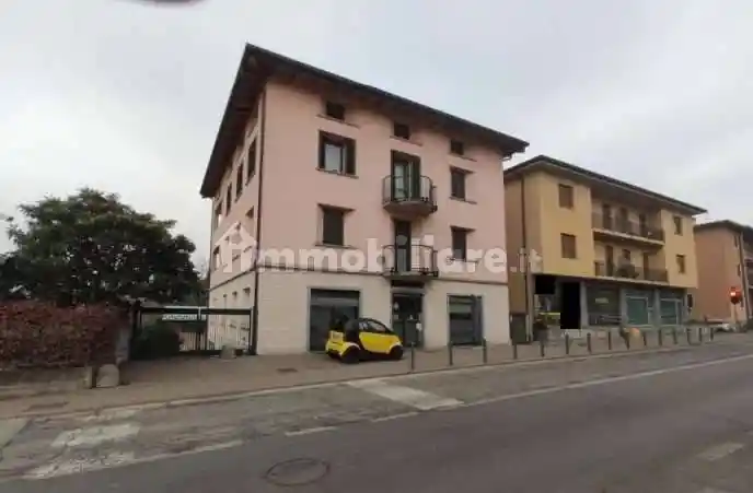 Appartamento in vendita a Merone