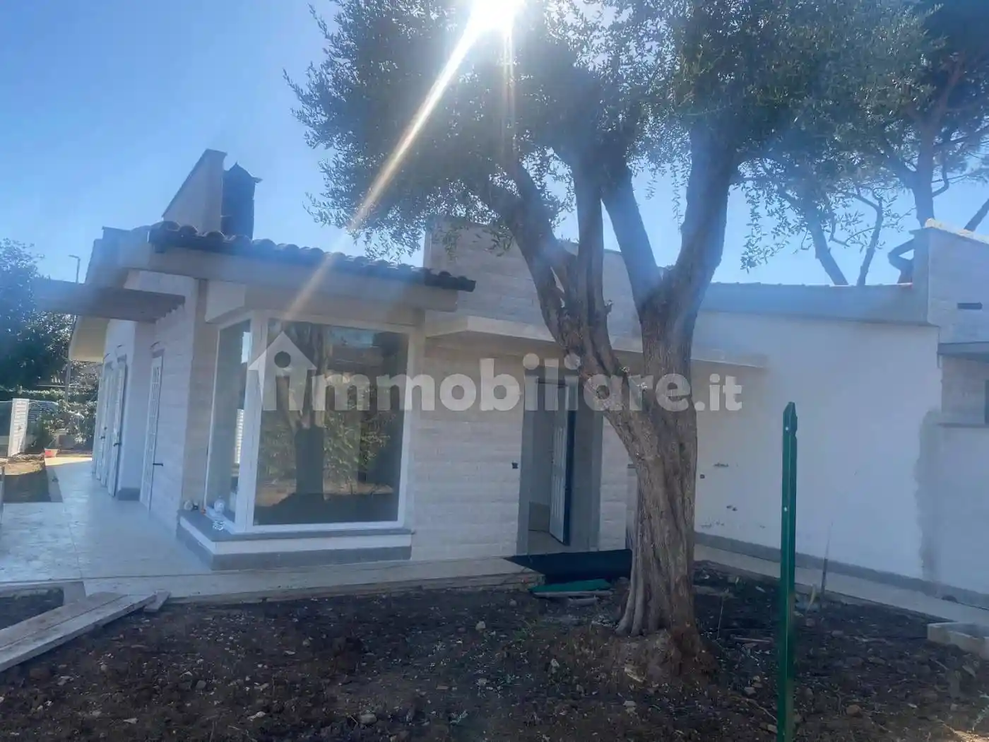 Villa in vendita a Ladispoli